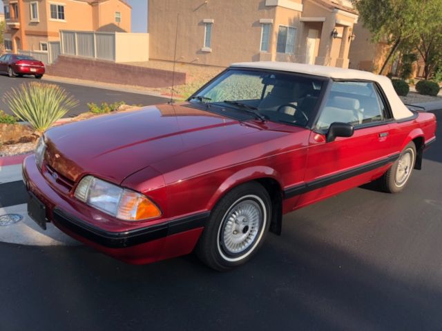 1990 Ford Mustang Convertible