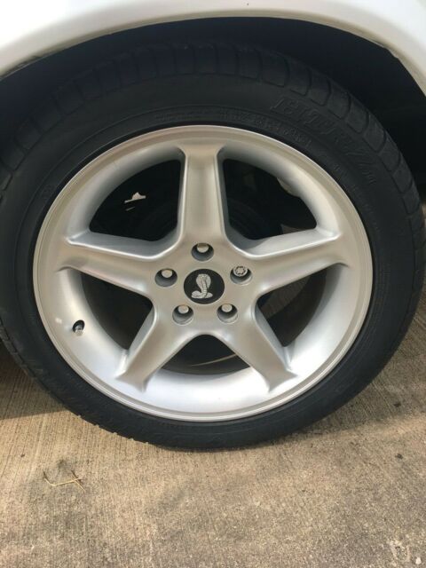 1990 White Ford Mustang Hatchback