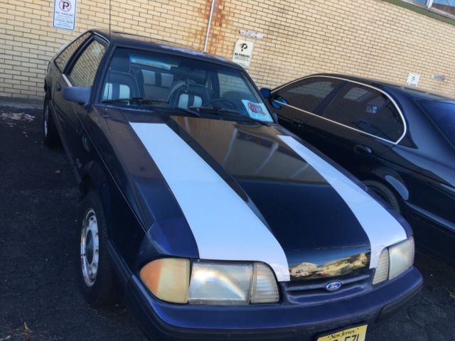 1990 Blue Ford Mustang