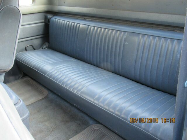 1990 Blue Ford F-250 Extended Cab Pickup