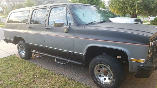 1990 Two Tone Black & Grey GMC Suburban SUV