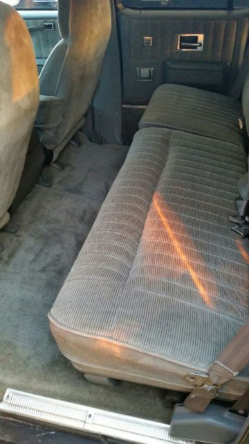 1990 Two Tone Black & Grey GMC Suburban SUV