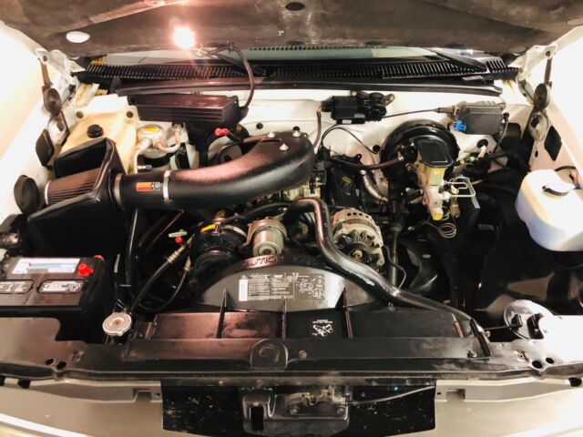 1990 White GMC Pickup Pickup