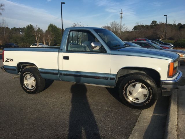 1990 Blue / White GMC Sierra 1500 Standard Cab Pickup