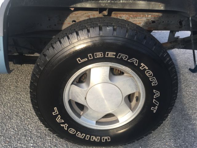 1990 Blue / White GMC Sierra 1500 Standard Cab Pickup