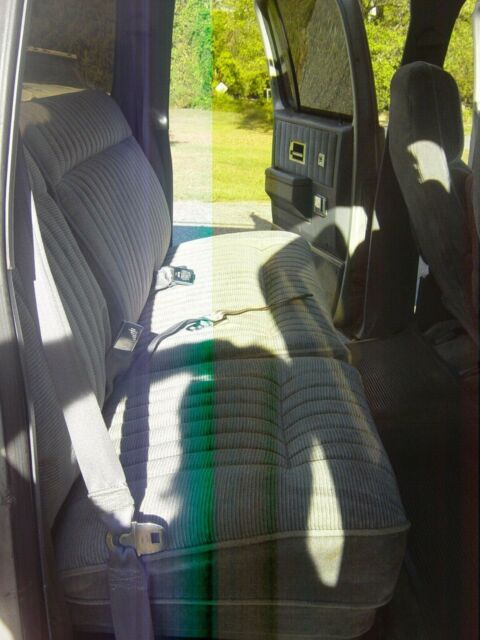 1990 Silver GMC Suburban SUV