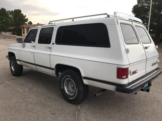 1990 White GMC Suburban SUV