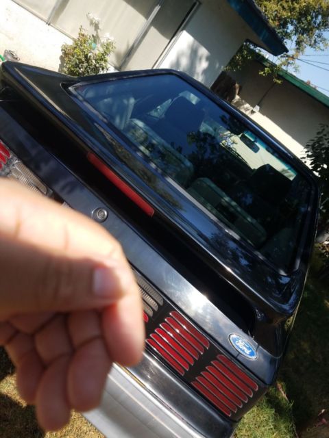1990 Black Ford Mustang Coupe
