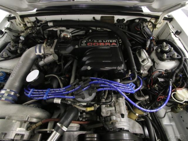 1990 White Ford Mustang