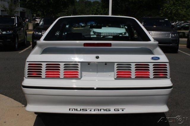 1990 White Ford Mustang Hatchback