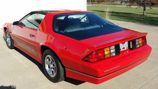 1990 Red Chevrolet Camaro Coupe
