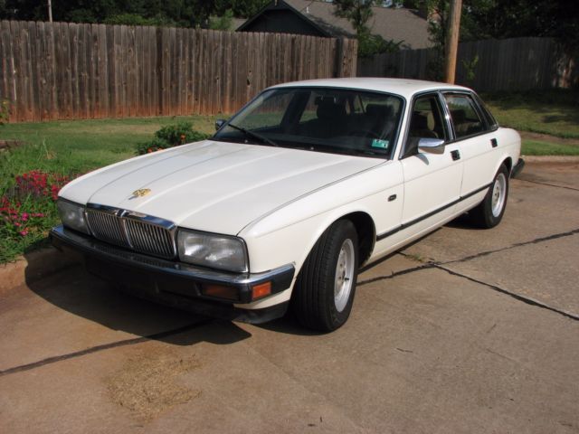 1990 White Jaguar XJ6 Sedan