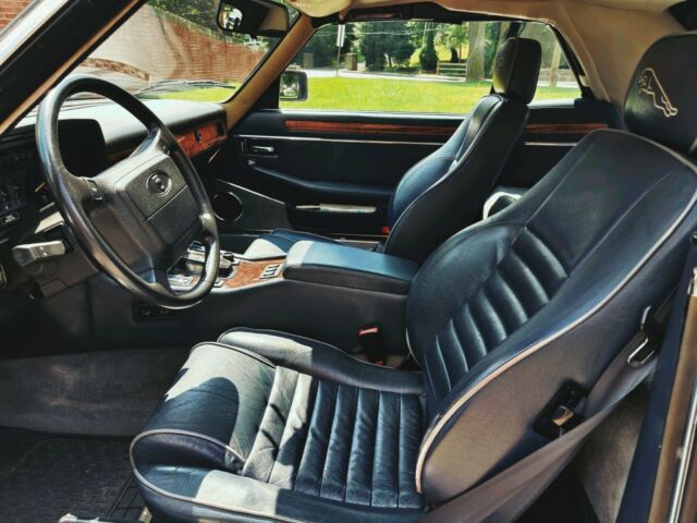 1990 Diamond Blue Jaguar XJS Convertible