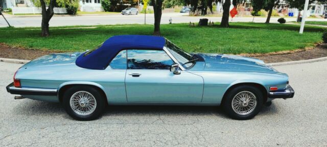 1990 Diamond Blue Jaguar XJS Convertible