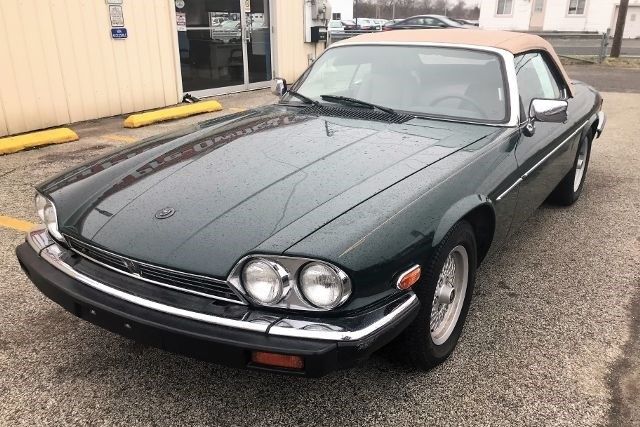 1990 Green Jaguar XJS --