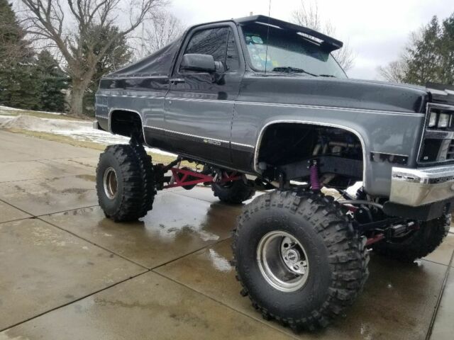 1990 Black Chevrolet Blazer SUV
