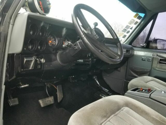 1990 Black Chevrolet Blazer SUV