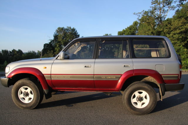 1990 Silver Toyota Land Cruiser SUV