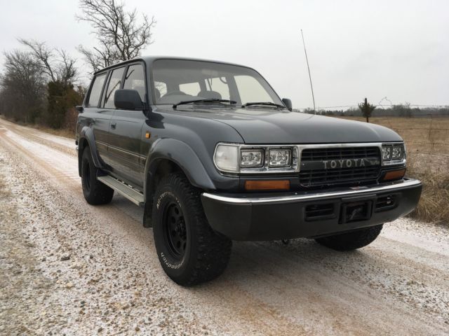 1990 Blue Toyota Land Cruiser SUV
