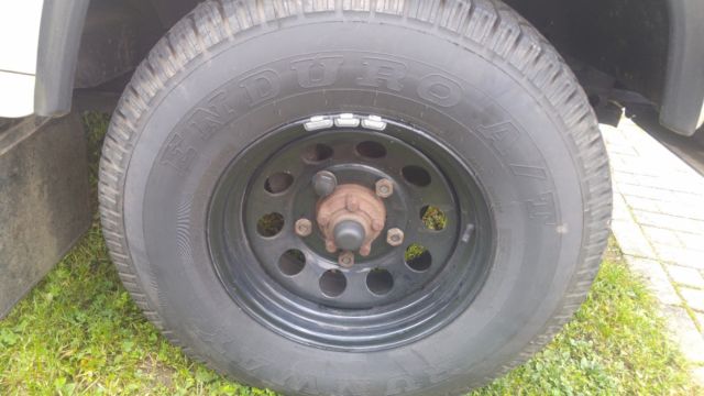 1990 Tan Land Rover Defender Extended Cab Pickup