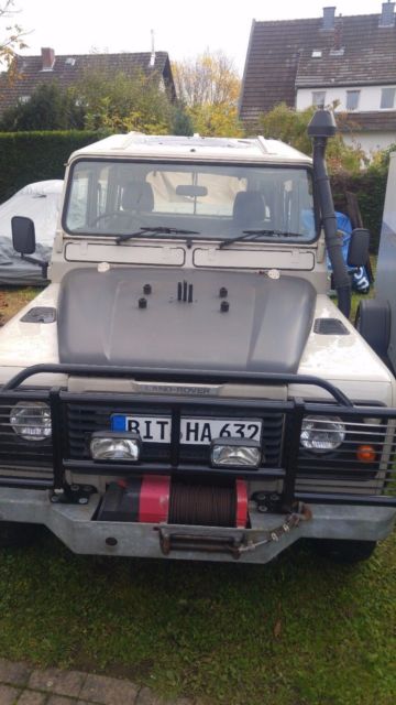 1990 Tan Land Rover Defender Extended Cab Pickup