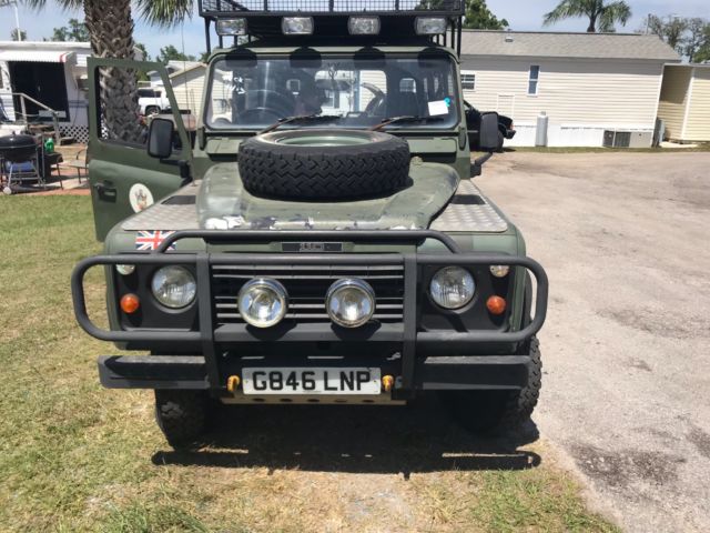 1990 Green Land Rover Defender
