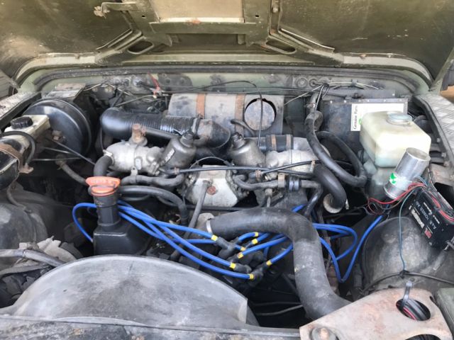 1990 Green Land Rover Defender