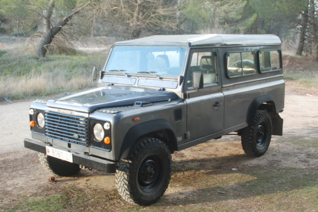 1980 Gray Land Rover Defender