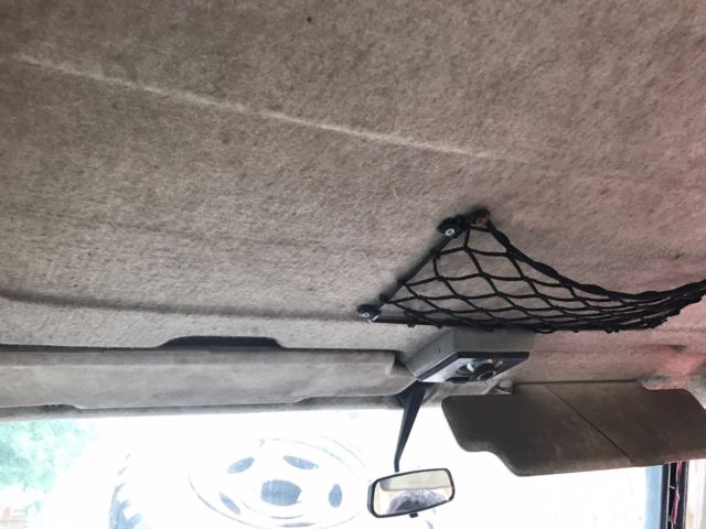 1990 Silver Land Rover Defender