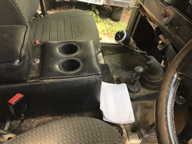 1990 Silver Land Rover Defender