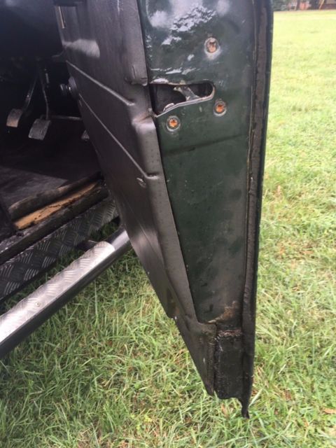 1990 Green Land Rover Defender SUV