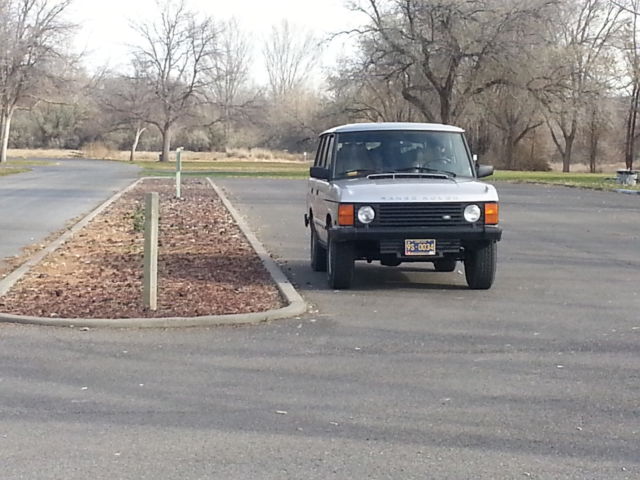 1990 Silver Land Rover Range Rover SUV