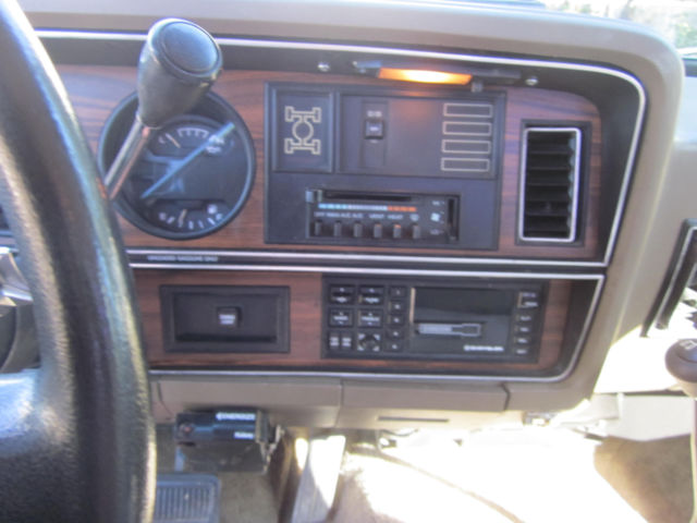 1990 White Dodge Other Pickups Regular Cab Shortbed