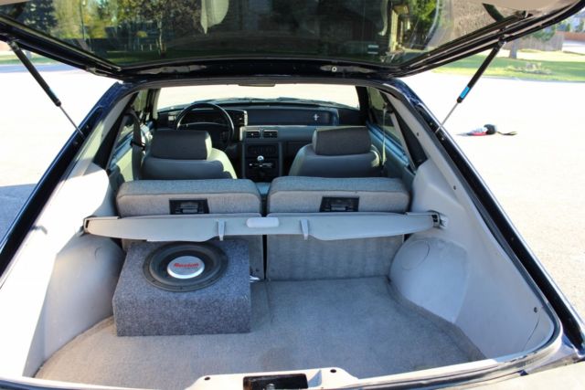 1990 Ford Mustang