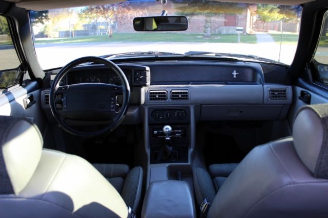 1990 Ford Mustang
