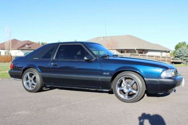 1990 Ford Mustang