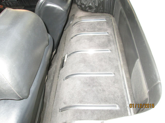 1990 White Chrysler Other Convertible