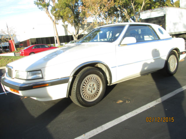 1990 White Chrysler Other Convertible