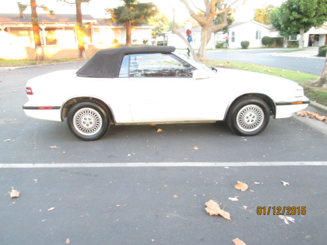 1990 White Chrysler Other Convertible