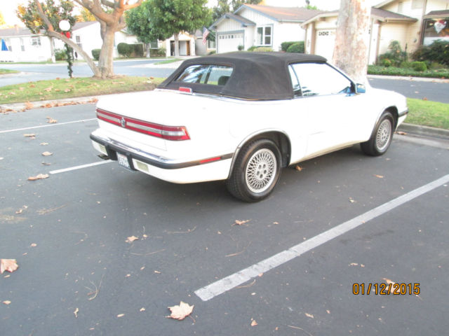 1990 White Chrysler Other Convertible