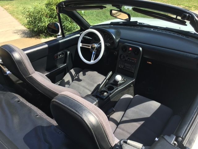 1990 Blue Mazda MX-5 Miata Convertible