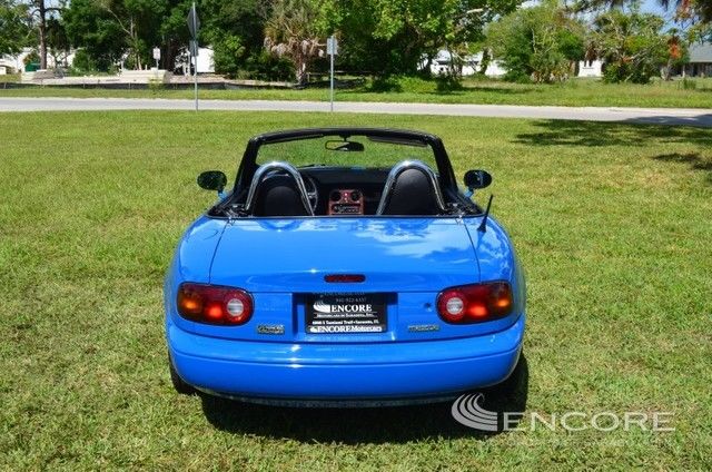 1990 Blue Mazda MX-5 Miata Convertible