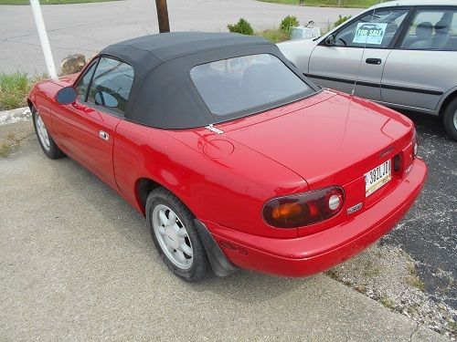 1990 Red Mazda MX-5 Miata Convertible