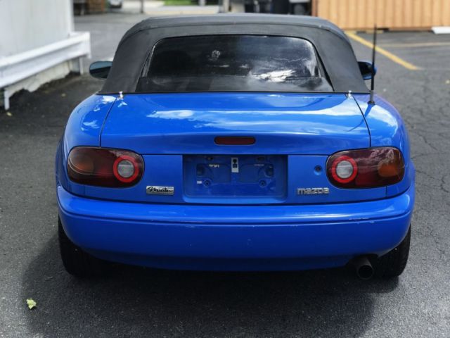 1990 Blue Mazda MX-5 Miata --