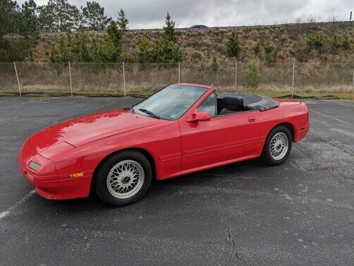 1990 Red Mazda RX-7 --
