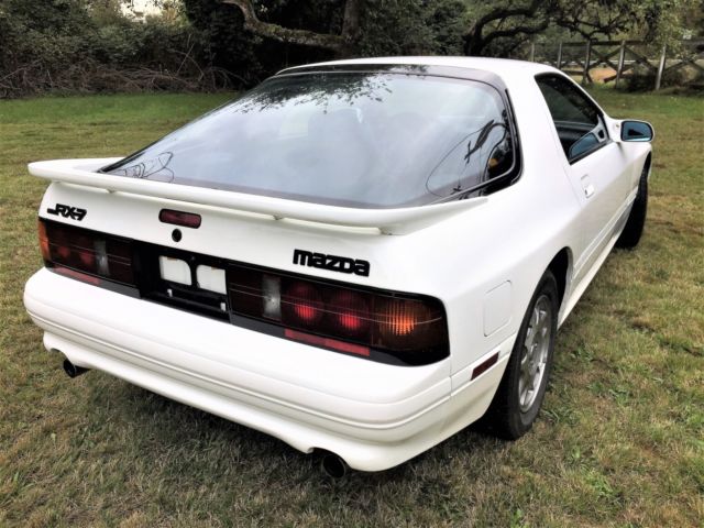 1990 White Mazda RX-7 Coupe