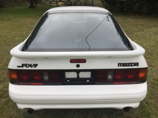 1990 White Mazda RX-7 Coupe