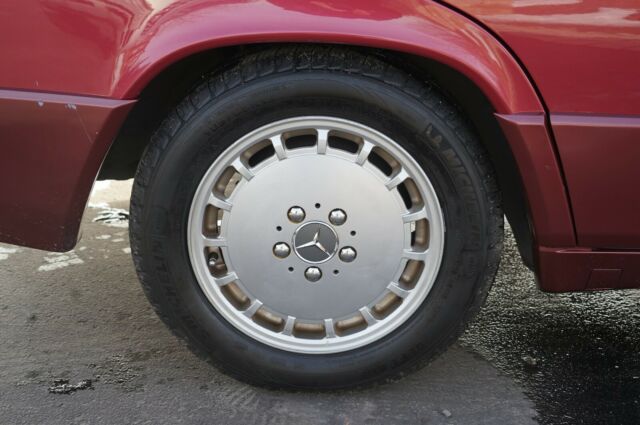 1990 Garnet Red Metallic Mercedes-Benz 190-Series Sedan