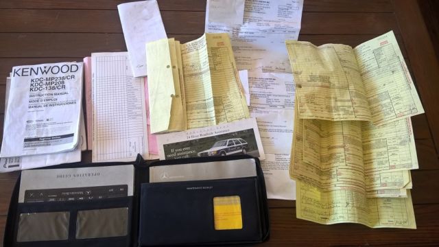 1990 Blue Mercedes-Benz 500-Series Sedan