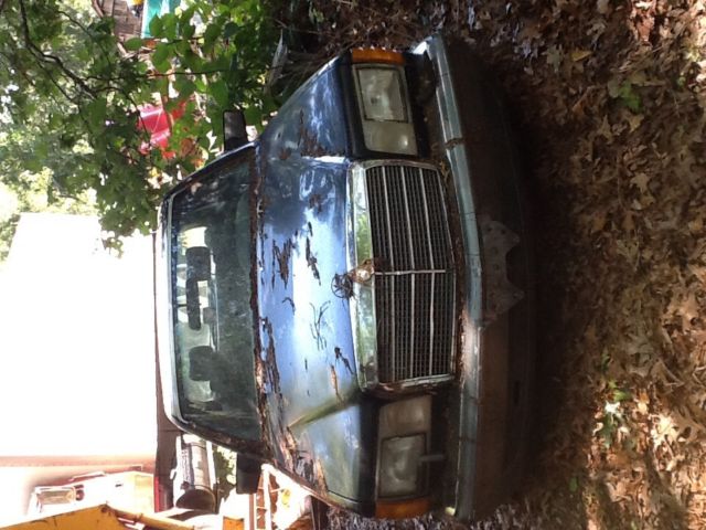 1990 Mercedes-Benz 300-Series